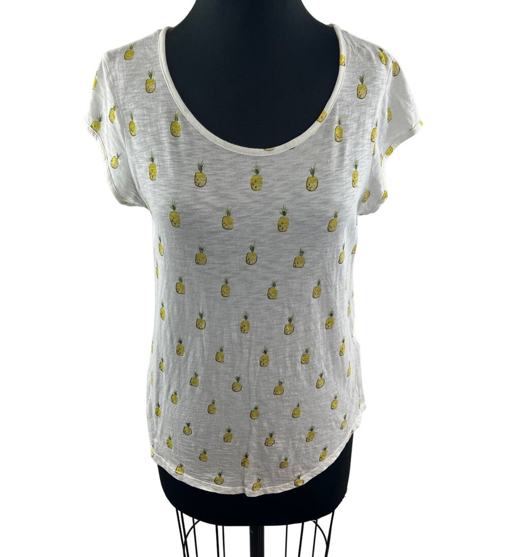 Soft Joie White Yellow Top Cotton Pineapple Print Crew Neck Cap Sleeve Size M?